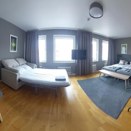 Hotel Bishops Arms Мора Экстерьер фото