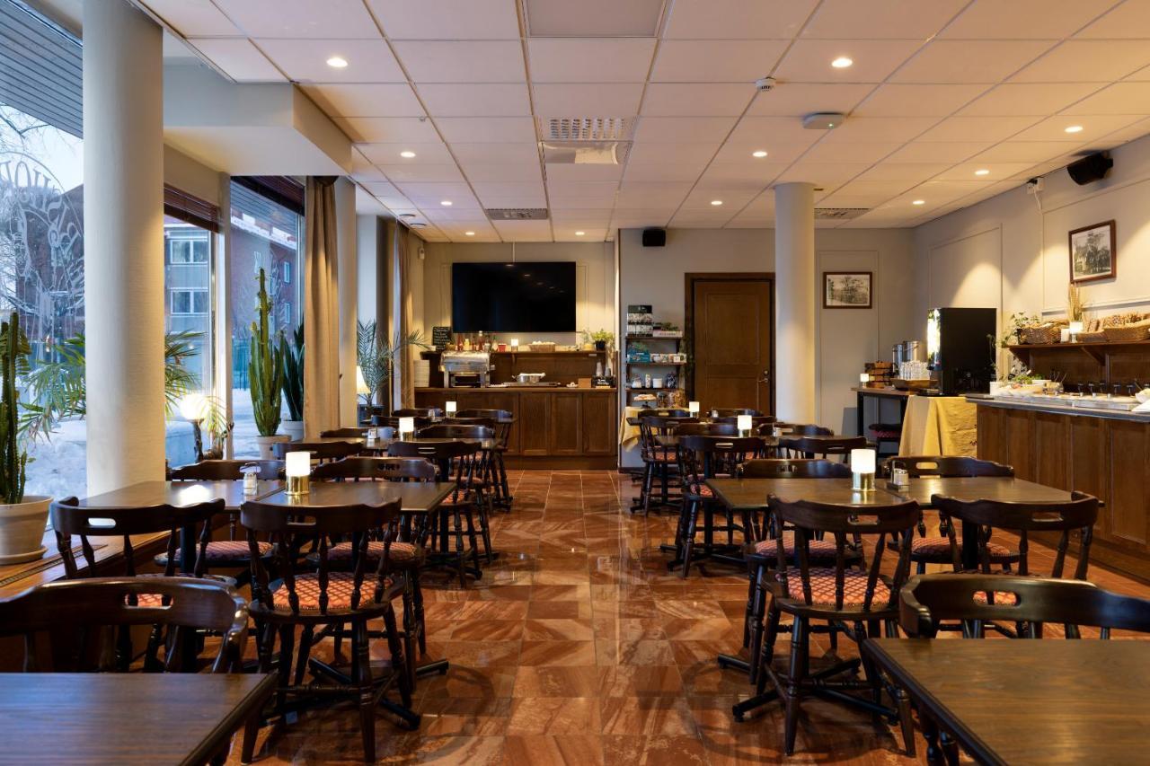 Hotel Bishops Arms Мора Экстерьер фото