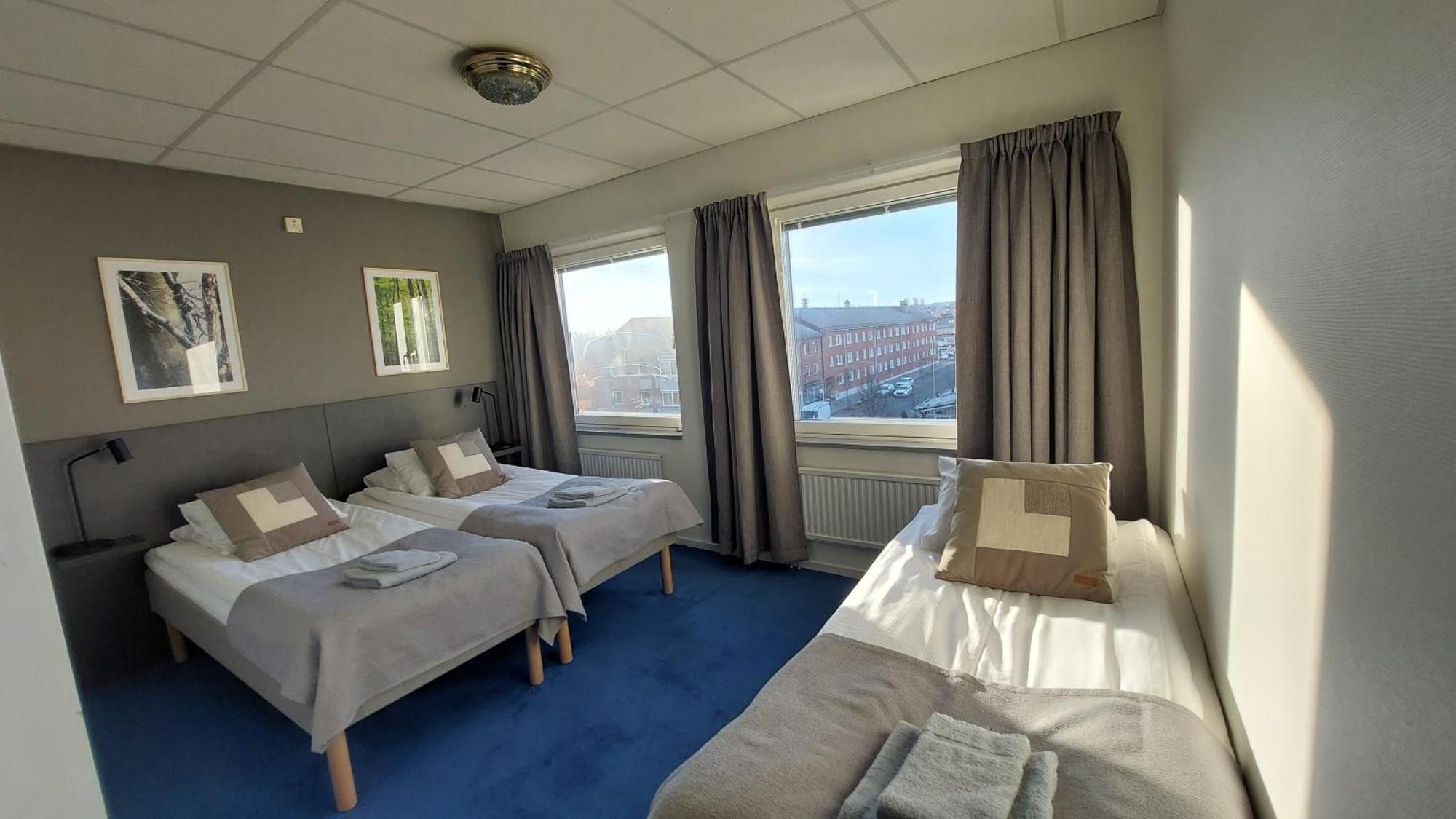Hotel Bishops Arms Мора Экстерьер фото